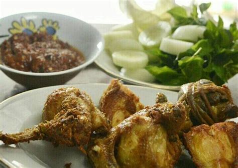 Ada beberapa jenis sambal yang cocok sebagai pelengkap ayam goreng. Resep Ayam goreng dan sambal terasi oleh Anandita - Cookpad