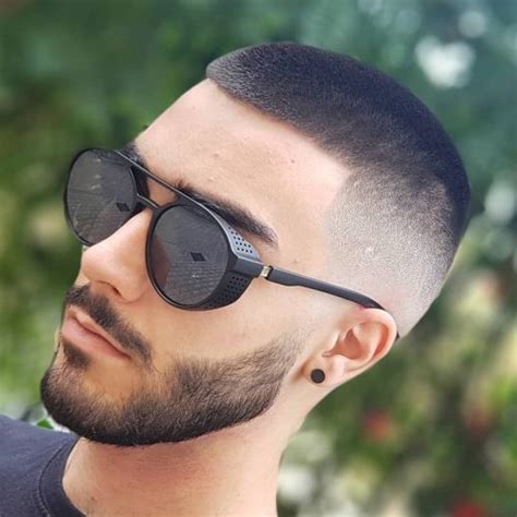 Here's another timeless scissor cut that can also benefit men with receding hairlines or thinning hair. 50 Best Short Hairstyles for Men in 2020