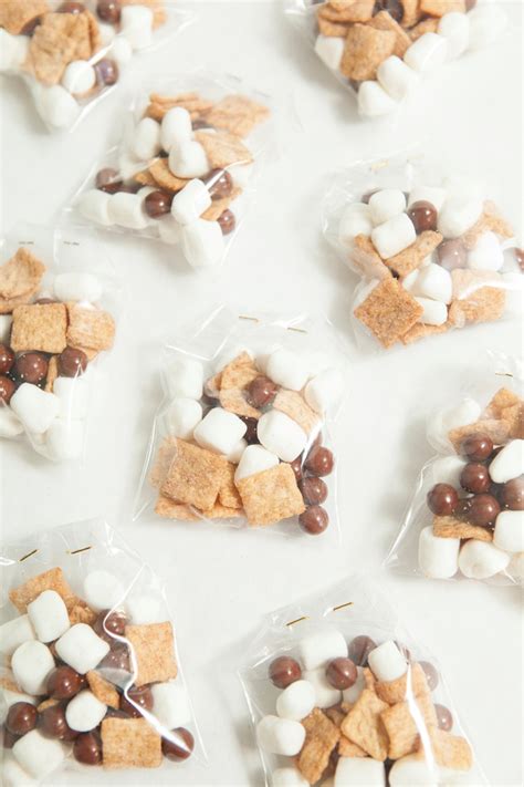 How To Make These Adorable Smore Love Wedding Favors