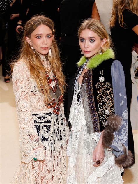 Mary-Kate and Ashley Olsen's Best Twinning Beauty Looks ...