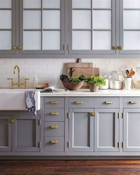 Incredible Farmhouse Gray Kitchen Cabinet Design Ideas