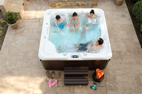 Four Hot Tub Brands That Are Perfect For Families Ihtspas Hot Tubs Denver Boulder Swim