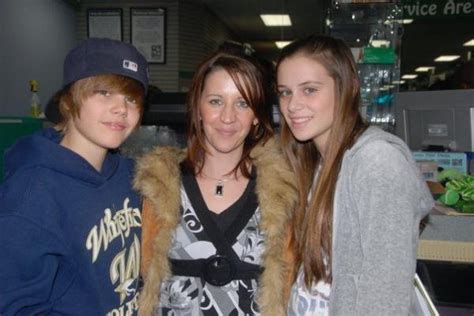 Caitlinand Justin Justin Bieber And Caitlin Beadles Photo