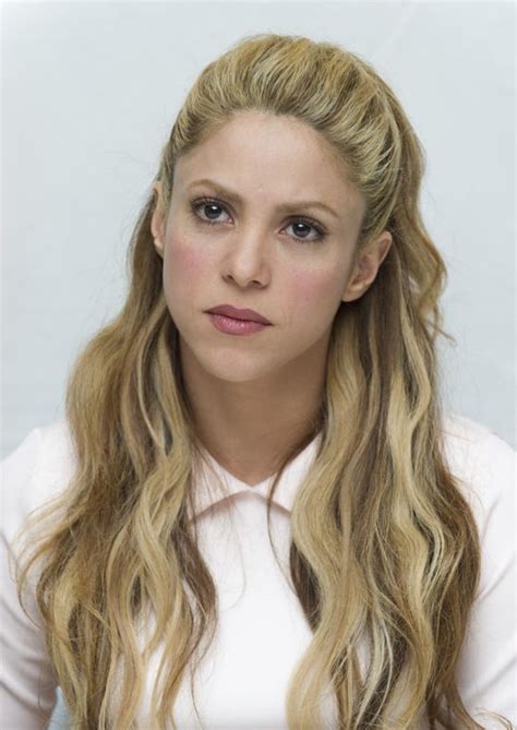Shakira blames gerard piqué's mom for advising her on worst mistake of my life. INTERVIEW Shakira : "Enfant, on me disait que je ...
