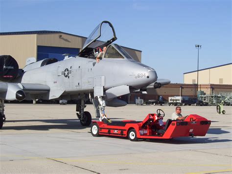 Idang Tests New Electric Aircraft Tow Vehicle 124th Fighter Wing