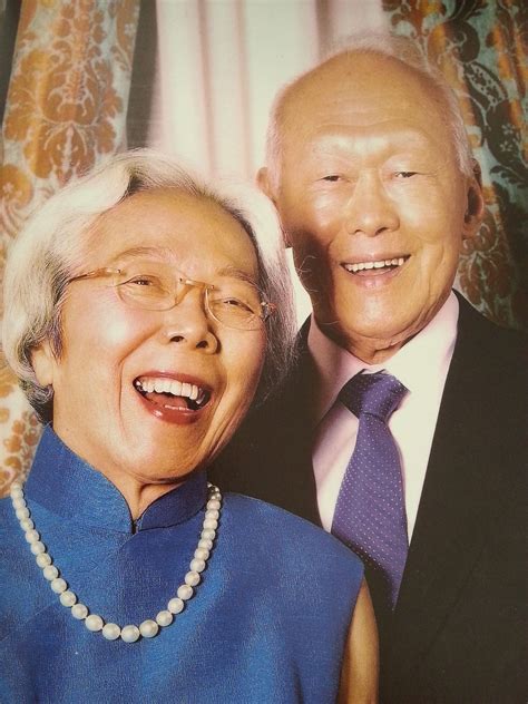 a very nice photo of mr and mrs lee kuan yew lee kuan yew tribute