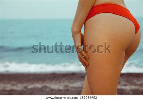 Sexy Woman Buttock On Beach Background Foto De Stock Shutterstock