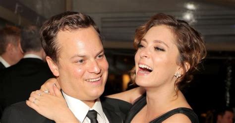 Pregnant Rachel Bloom And Her Husband Taken In By Calif Couple After