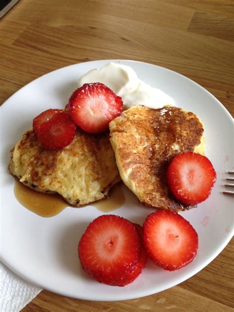 Add the protein powder, and whisk thoroughly, until completely smooth and blended. BB Cooks: Easy and Healthy Greek Yogurt Pancakes - The Budget Babe | Affordable Fashion & Style Blog