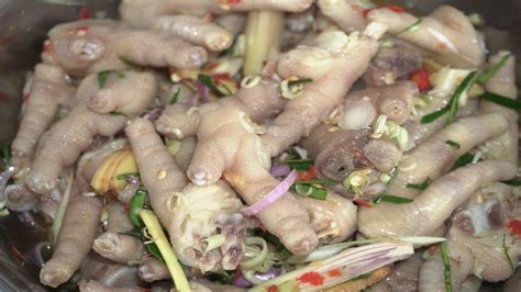 How To Make Yummy Pickle Of Chicken Feet The Khmer Food Youtube