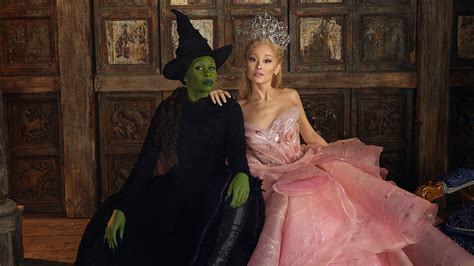 Les premières images de Wicked Ariana Grande et Cynthia Erivo dans leur costume de sorcières
