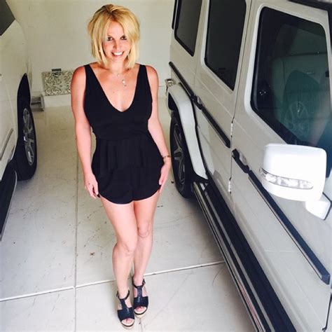 Britney Spears Flaunts Short New Haircut Perfect For Summer E Online