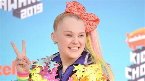 Teen Youtube Star Jojo Siwa Comes Out To Fans On Instagram Ctv News