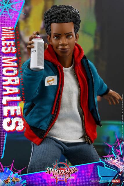 Hot Toys Spider Man Into The Spider Verse Miles Morales Figure With