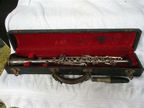 Vintage 1950s Holton Collegiate Silver Clarinet Whard Case