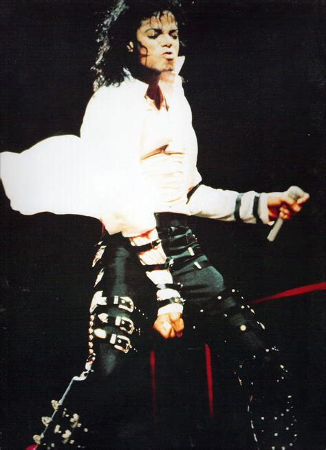 Bad Tour Michael S Performing Dirty Diana Dirty Diana Photo