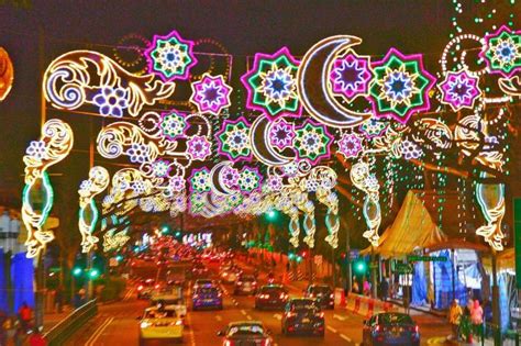 Giant 3d Arch Takes Centrestage In Hari Raya Light Up Latest Singapore