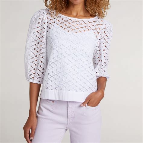 Broderie Anglaise Top In Optic White Collen And Clare