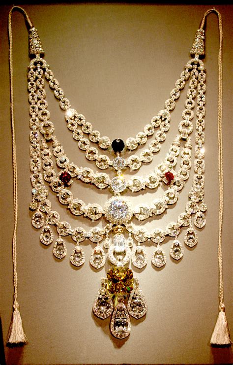 Fashion Metropolitan India´s Royal Jewels The Current
