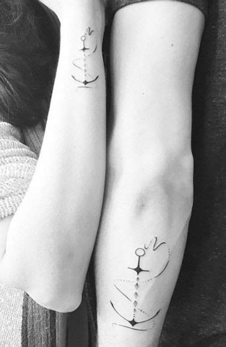 35 matching couple tattoos to inspire you the trend spotter partner tattoos bff tattoos mini