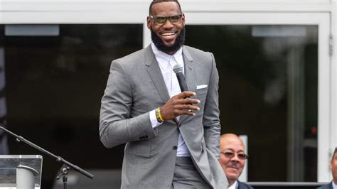 Lebron James Helping Put On ‘graduate Together For 2020 Class