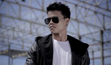 Check spelling or type a new query. Chord dan Lirik Lagu Minang "Ka Rantau" dari David ...