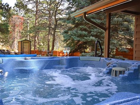 Private On River Heated Pool Hot Tub Sauna Pool Table Fire Place