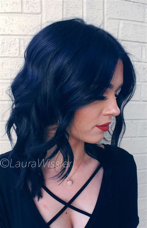 This short bob hairstyle combines the natural black root color with some blue hair dye and foiling to create panels of color. Midnight blue black hair color & textured Lob Instagram ...