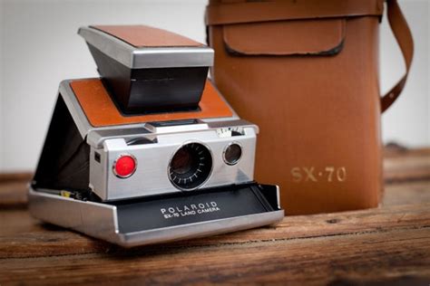 Vintage Polaroid Sx 70 Film Land Camera Brown Leather Case