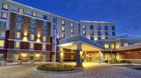 Convenientemente ubicado, el hotel ofrece todo lo que necesita para una estadía exitosa y cómoda. Hilton Garden Inn Charleston/Mt. Pleasant Coupon ...