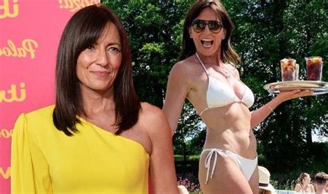 Davina Mccall Shows Off Washboard Abs On The Beach Hot Sex Picture