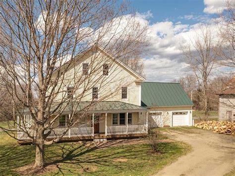 C1806 Vermont Farm House For Sale Wviewsgarage And Barn On 25 Acres