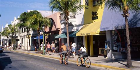 10 Of The Most Walkable Beach Towns In The Us Best Beach Towns