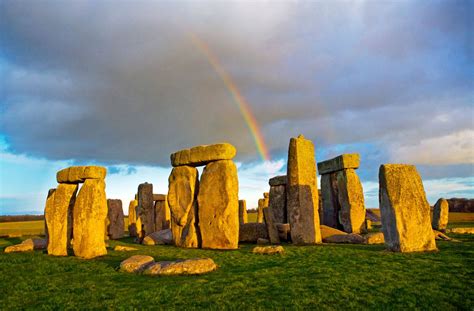 stonehenge pagan