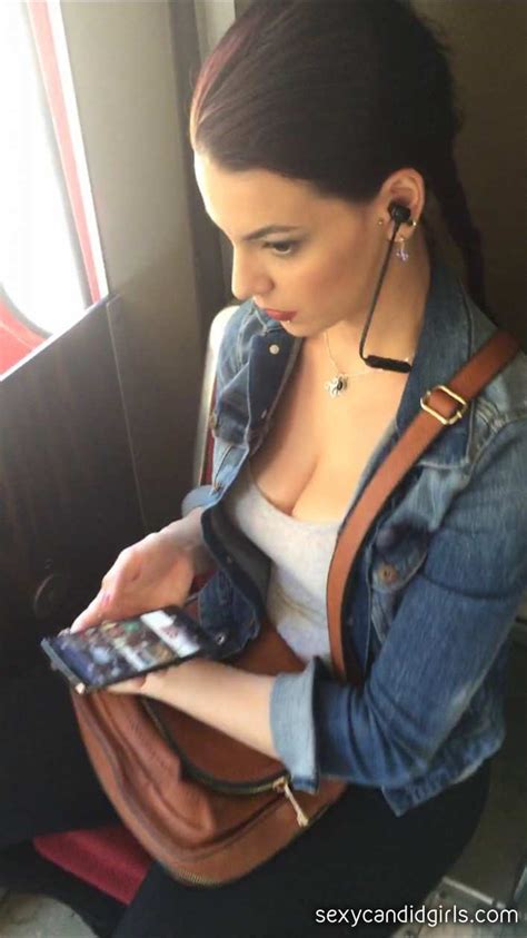 Cleavage Candid Telegraph
