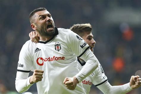 Forvet hattında sıkıntı yaşayan fenerbahçe'de teknik direktör ersun yanal'ın burak yılmaz'ı istediği iddia edildi. BURAK YILMAZ - Fener'i yıkacak 5 yıldızımız! - Karakartal ...