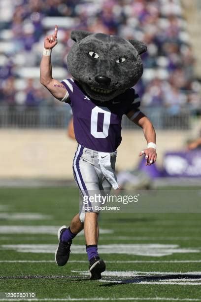 Kansas State Football Photos And Premium High Res Pictures Getty Images