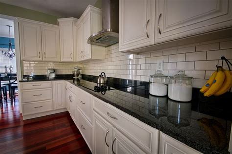 Your smart choice for custom cabinets and granite counters. Black Granite Countertops - Luxurious Look for Kitchens