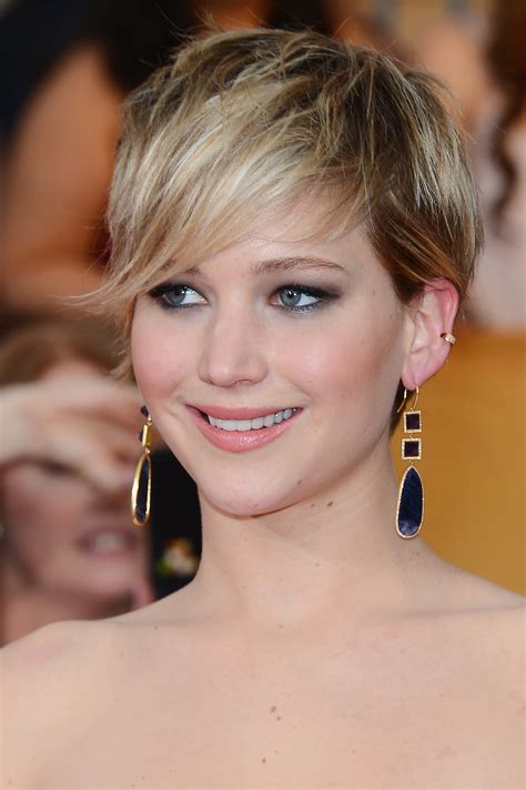 Jennifer Lawrence Hair Makeup And Beauty At 2014 Sag Awards Popsugar