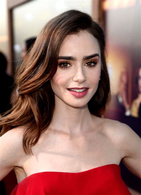 Lilly Collins Foto Getty Images Lily Collins Hair Lily Collins Hair Styles