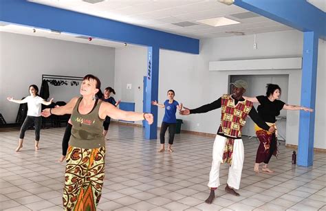 Danse Dijon Cours De Danse Sénégalaise Sabar Organisés Par L