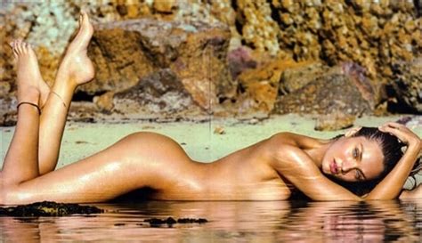 X Candice Swanepoel Hot Beach Wallpapers K Wallpaper Hd Cloobx Hot Girl