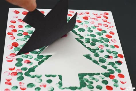 Christmas Tree Thumbprint Art Craft Preschool Christmas Crafts