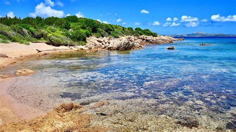 Sardinië is een prachtig eiland in de middellandse zee. Fly & Drive Sardinië | Geniet van een rondreis door Sardinië