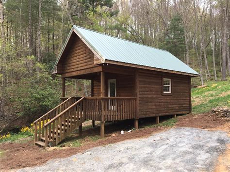 A cabin vacation rental at linville river log cabins is an excellent base from which you can enjoy all of the activities offered in the high country of western north carolina.area recreational opportunities include playing in the water at the linville river log cabins, hiking, mountain biking, skiing, snowboarding, and almost anything else you might be looking for in your nc mountain. New! Little River Cabin Has Waterfront and Terrace ...