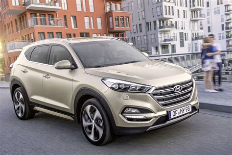 In iihs testing, the tucson received the top. Hyundai Tucson White Sand - amazing photo gallery, some ...