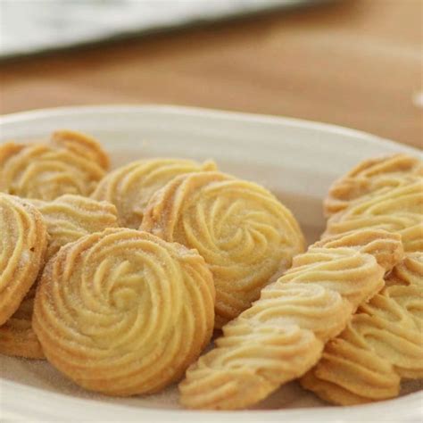 Viennese Whirl Biscuits Recipe Biscuit Recipes Uk British Biscuit Recipes Viennese Whirls