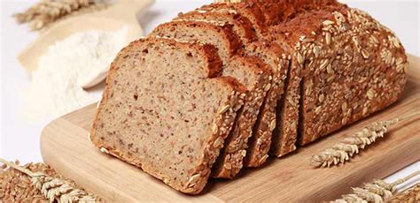 Tapi, roti sehat secara alami rendah lemak dan tinggi serat. Nutrisi - 5 Jenis Roti yang Cocok Dikonsumsi saat ...