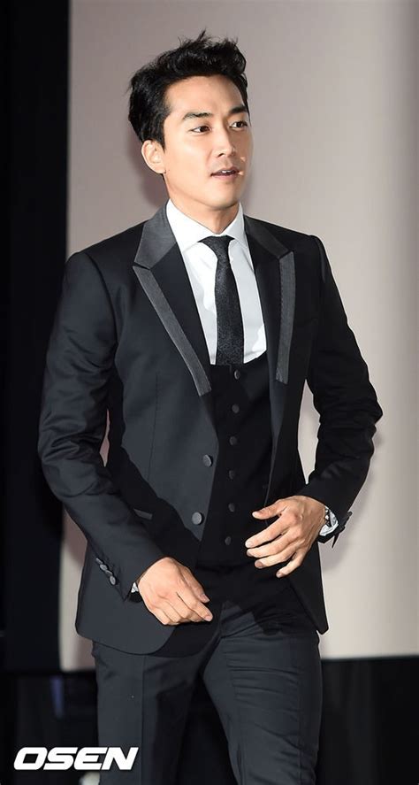 Song seung heon and chae jung ahn's wedding photo was revealed. Song Seung-heon 'wants to have kid soon' | Inquirer ...