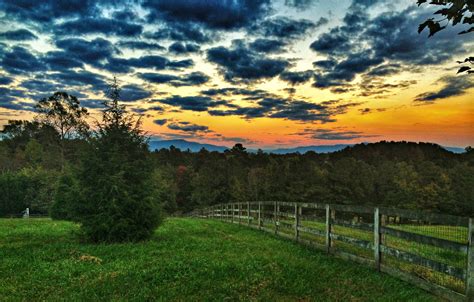 Beautiful Southern Countryside Farm Sunset Fence Photograph Etsy